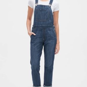 GAP cropped overalls size XL